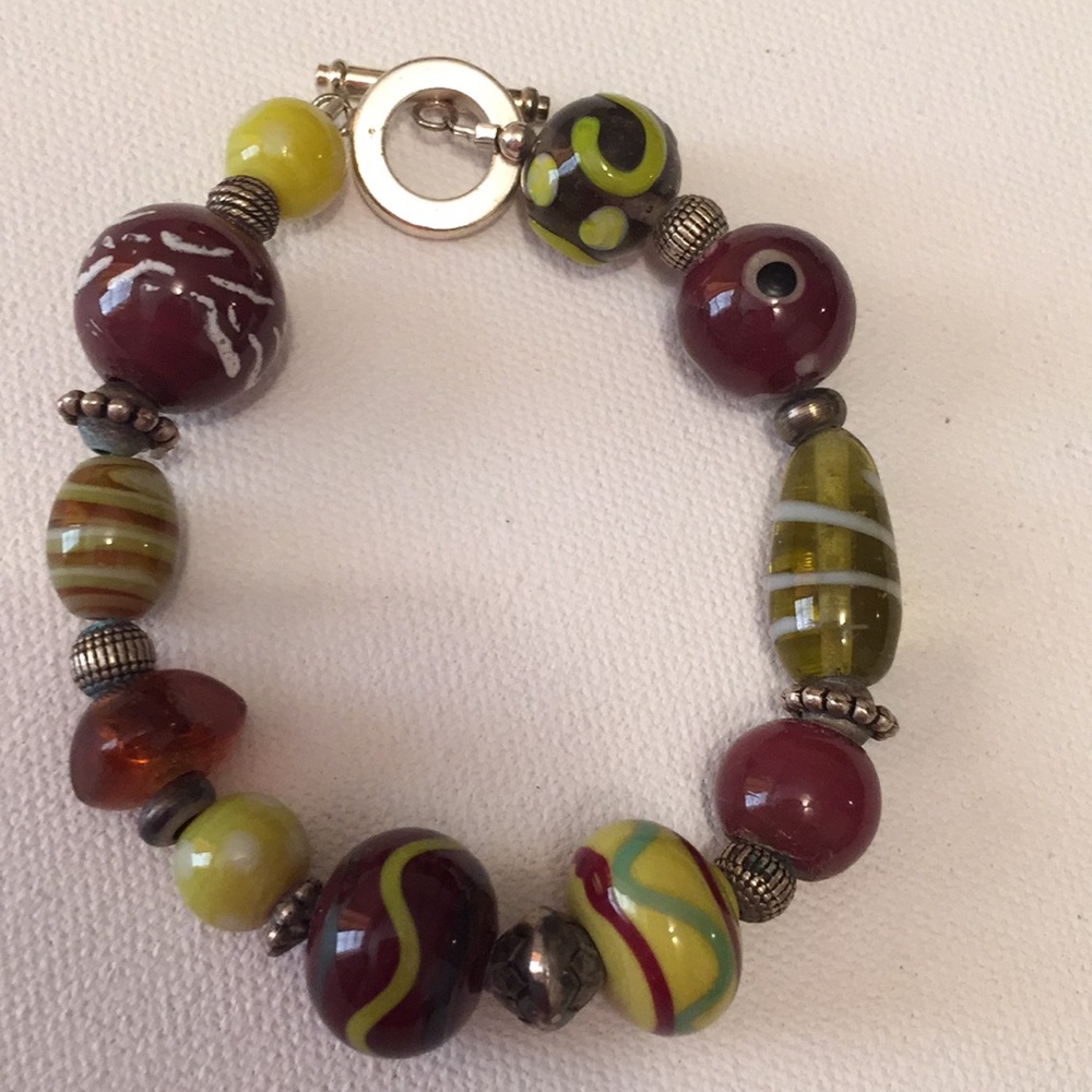 Bracelets - Picture 2 of 5